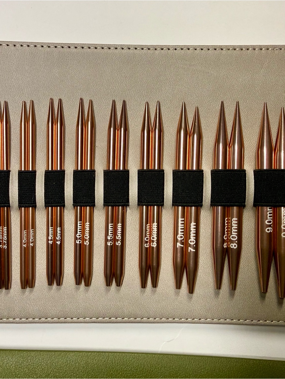 Crochet Hooks Set - Picture 2 of 4